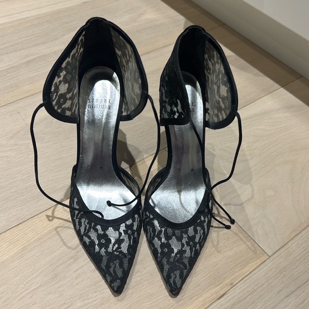 Stuart Weitzman lace pumps